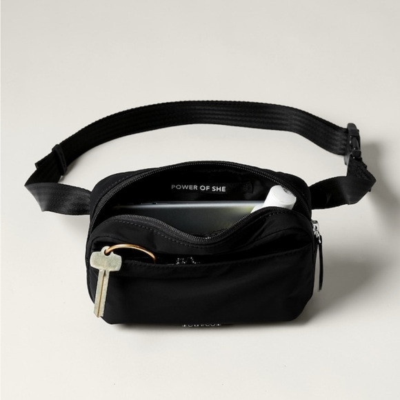 Athleta Black Crossbody Bag - Picture 2 of 3